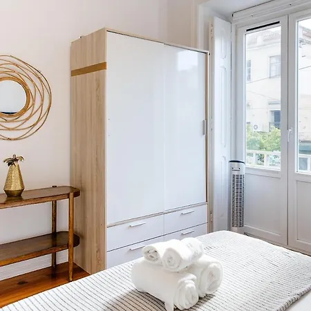 Moniz Cozy - 2br Historical * Лиссабон