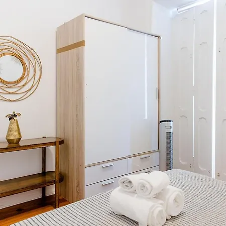 Moniz Cozy - 2br Historical Лиссабон